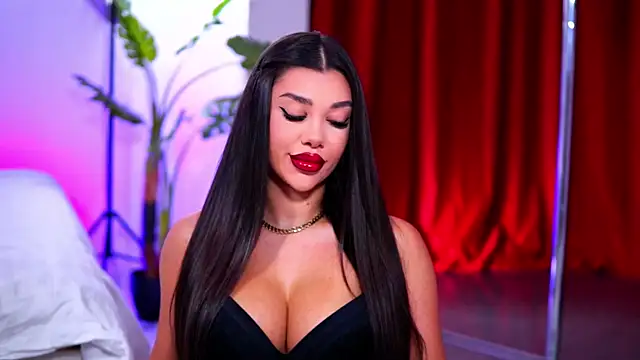 NatyDesiree online show from November 2025 10:20:02 AM