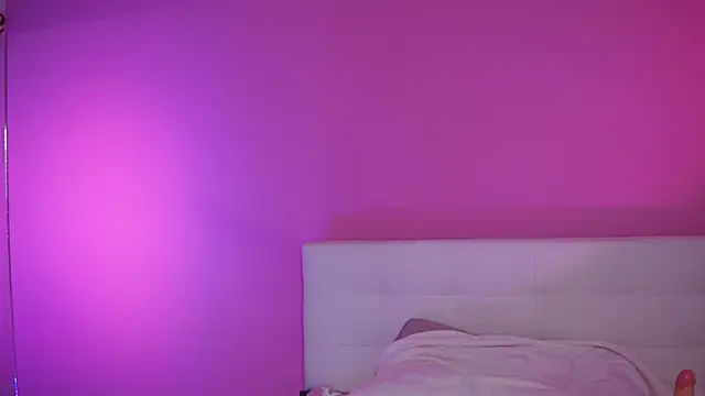 Snapshot of NatyDesiree chatting on February 2025 08:13:02 AM NatyDesiree online show from February 2025 08:13:02 AM