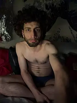 pantslesstraveler plt online show from December 2025 01:00:01 PM