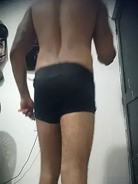 SaucyAffair0 online show from March 2026 12:01:02 AM