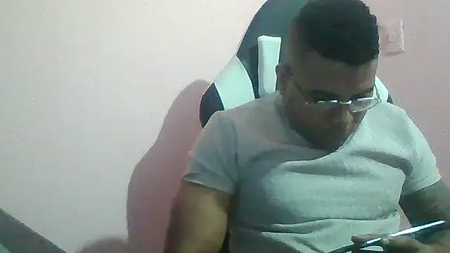 SaucyAffair0 online show from July 2026 02:05:02 AM