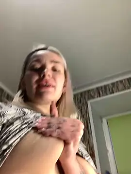 Sextazy online show from April 2026 12:44:02 PM