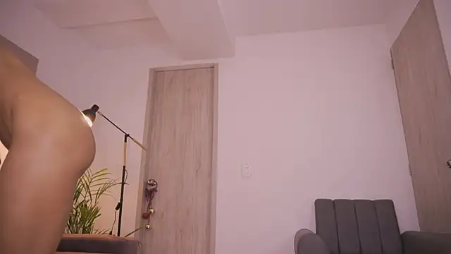 SofiaRios04 online show from April 2026 07:52:01 PM