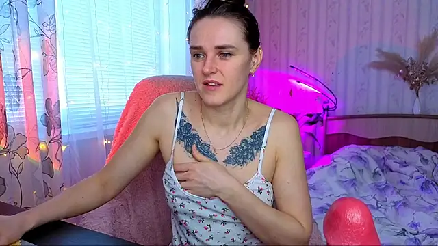 Bella  Swoon online show from February 2026 04:09:02 AM