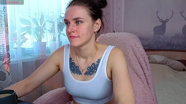Bella  Swoon online show from May 2026 05:27:02 AM