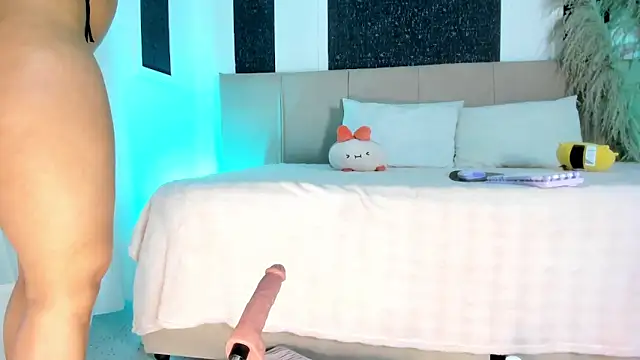 Snapshot of Alaia_Manson chatting on February 2026 07:47:01 PM Alaia Manson online show from February 2026 07:47:01 PM