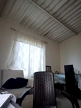 Snapshot of allison-dreams chatting on February 2025 01:49:02 PM allison-dreams online show from February 2025 01:49:02 PM