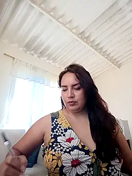 Snapshot of allison-dreams chatting on September 2025 07:13:01 PM allison-dreams online show from September 2025 07:13:01 PM