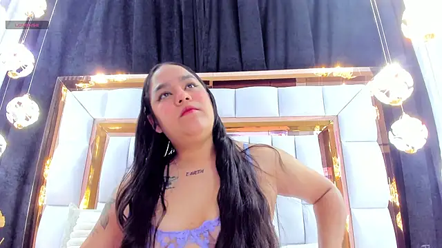 RileySweett online show from October 2025 11:44:02 AM