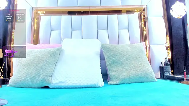 RileySweett online show from November 2025 11:43:01 AM