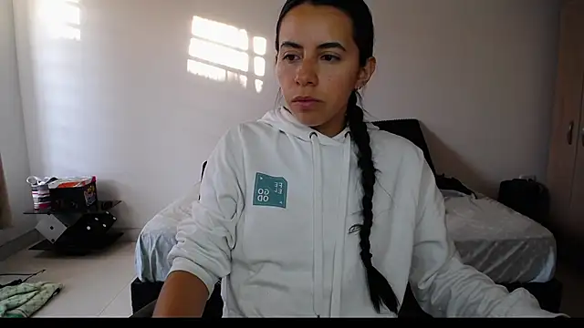 Snapshot of Mariam_Gomezxxx chatting on October 2025 10:00:01 PM Mariam Gomezxxx online show from October 2025 10:00:01 PM