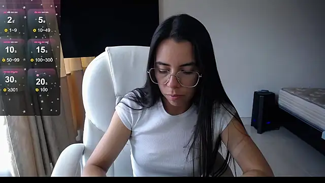 Snapshot of Mariam_Gomezxxx chatting on March 2025 08:43:02 PM Mariam Gomezxxx online show from March 2025 08:43:02 PM