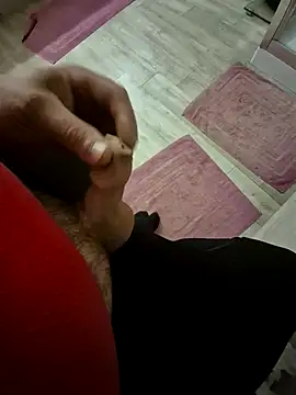 Snapshot of ced62000 chatting on November 2025 05:49:02 PM ced62000 online show from November 2025 05:49:02 PM