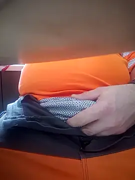 Snapshot of ced62000 chatting on October 2025 11:44:02 AM ced62000 online show from October 2025 11:44:02 AM