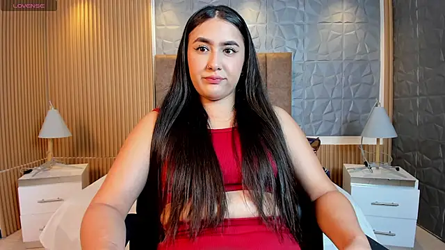 paulina sweett  online show from March 2026 12:45:01 PM