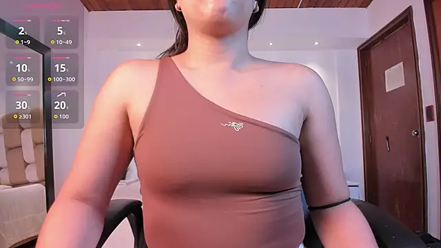 paulina sweett  online show from October 2025 12:46:01 PM