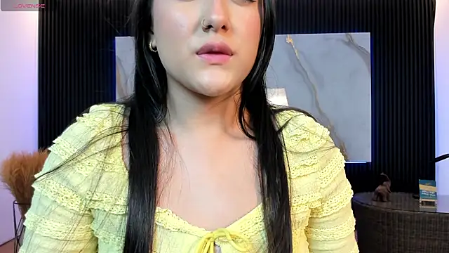 paulina sweett  online show from October 2025 07:24:02 PM