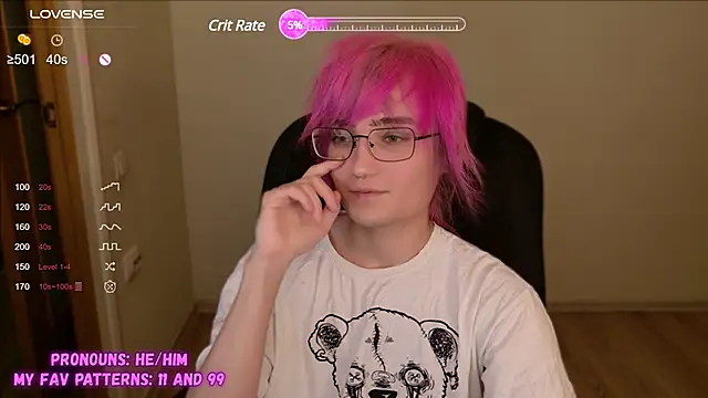 Snapshot of CuteYukiKun chatting on February 2025 10:09:01 PM CuteYukiKun online show from February 2025 10:09:01 PM