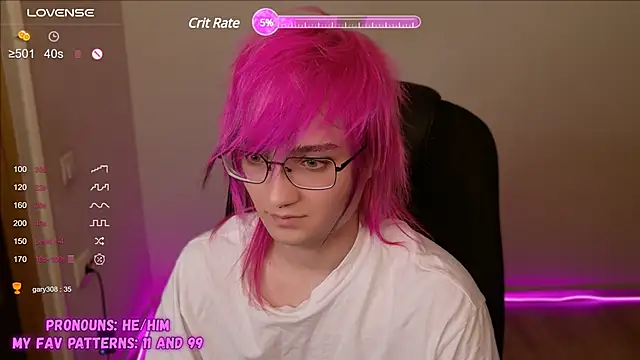 Snapshot of CuteYukiKun chatting on January 2025 10:13:02 PM CuteYukiKun online show from January 2025 10:13:02 PM