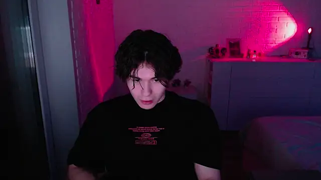 MarkusDean online show from April 2026 05:25:01 PM
