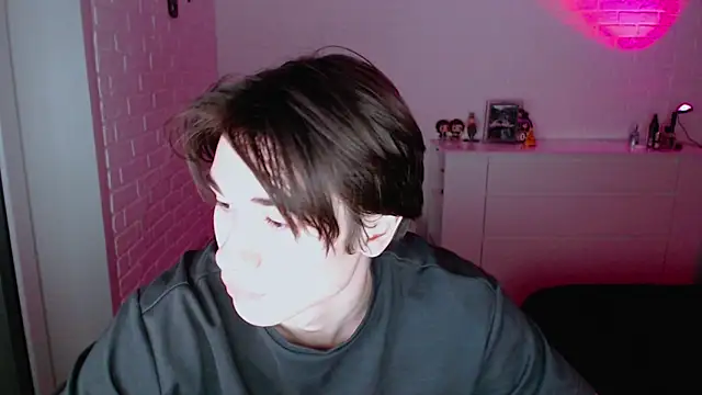 MarkusDean online show from November 2025 07:06:01 PM