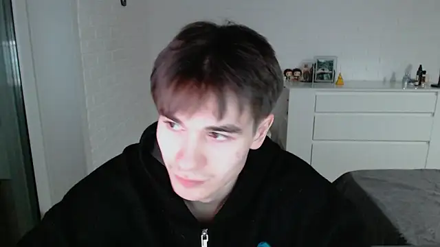 MarkusDean online show from November 2025 02:15:01 AM