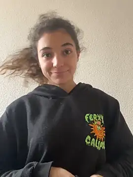 uniquerossie online show from November 2025 10:08:02 AM