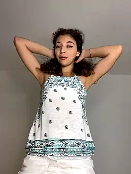 uniquerossie online show from December 2025 08:08:02 AM