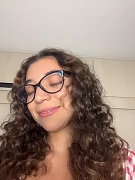 uniquerossie online show from February 2026 06:55:01 AM