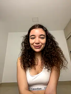 uniquerossie online show from December 2025 08:48:02 AM