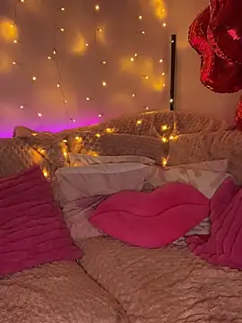 Chachou000 online show from March 2025 10:04:02 PM