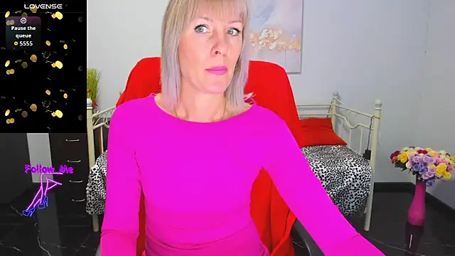 Anita Tayson online show from November 2025 07:42:01 AM