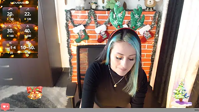 Snapshot of LuisaFernanda170823 chatting on December 2024 09:44:02 PM LuisaFernanda170823 online show from December 2024 09:44:02 PM