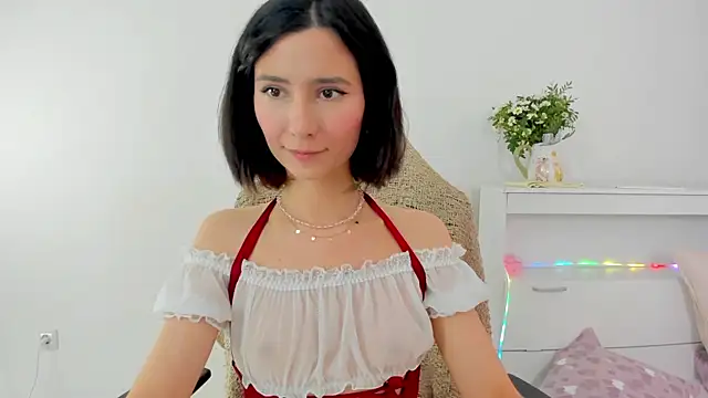 crystalnut online show from February 2026 05:08:01 AM