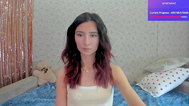 crystalnut online show from March 2025 03:11:01 AM