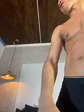 ALAN SANTHOS online show from April 2026 05:44:01 AM