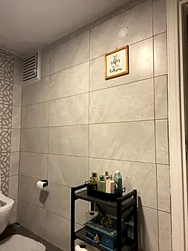 h0rniecollege online show from December 2025 04:19:02 PM