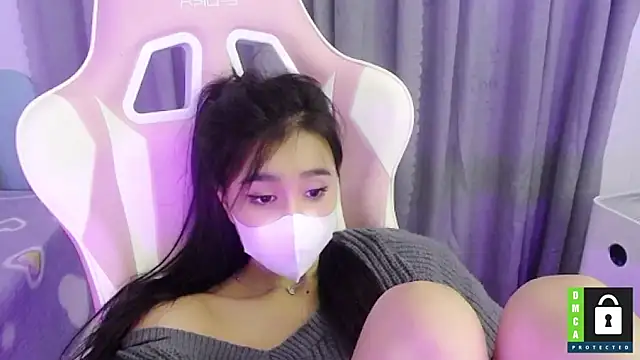 Snapshot of San___San chatting on February 2025 01:08:02 AM San San online show from February 2025 01:08:02 AM