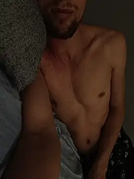 Snapshot of Kaue007 chatting on December 2025 03:07:01 PM Kaue007 online show from December 2025 03:07:01 PM