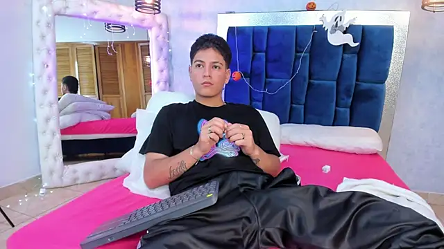 Levy Steve online show from November 2025 03:12:02 AM