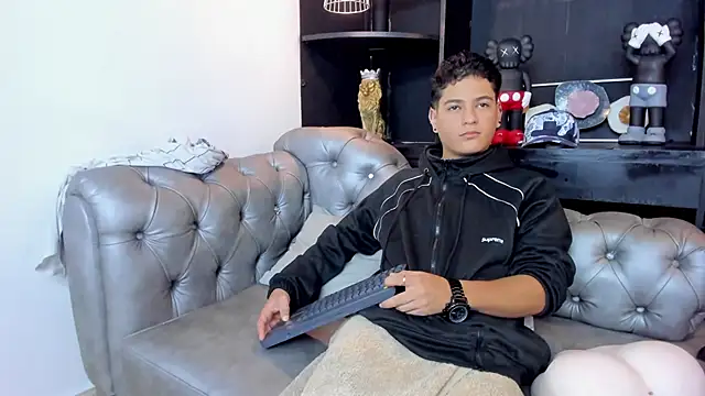 Levy Steve online show from March 2025 04:47:01 AM