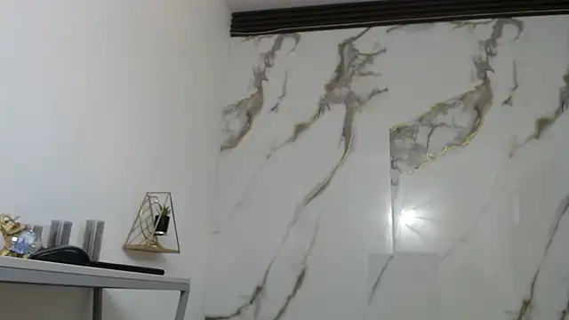 Lindsey8 online show from March 2026 12:40:02 PM