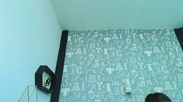 Lindsey8 online show from October 2025 01:10:02 PM