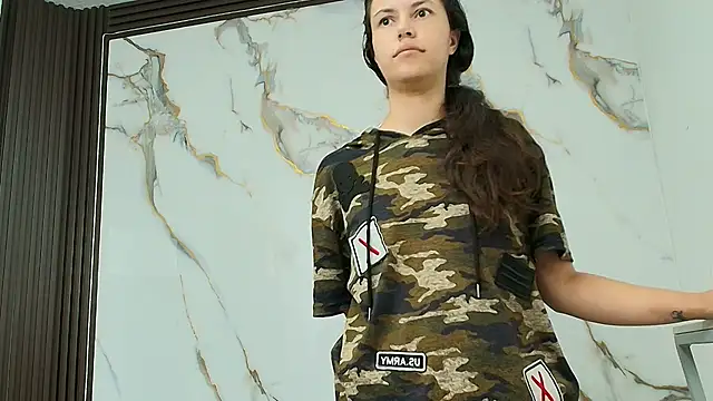 Lindsey8 online show from March 2026 12:21:01 PM