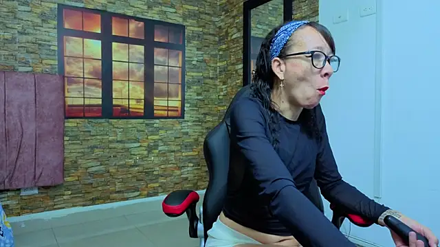 daniela xue online show from November 2025 02:39:02 AM