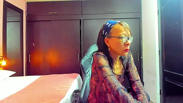 daniela xue online show from March 2025 10:44:01 PM