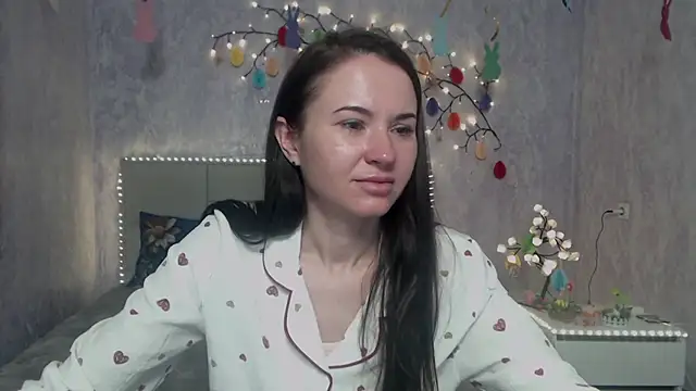 KaraCriegs online show from April 2026 05:16:02 PM