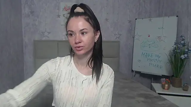 KaraCriegs online show from November 2025 06:33:02 PM