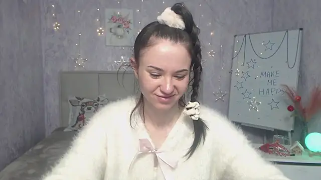 Snapshot of KaraCriegs chatting on January 2026 06:37:01 PM KaraCriegs online show from January 2026 06:37:01 PM