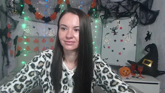 KaraCriegs online show from October 2025 05:13:02 PM